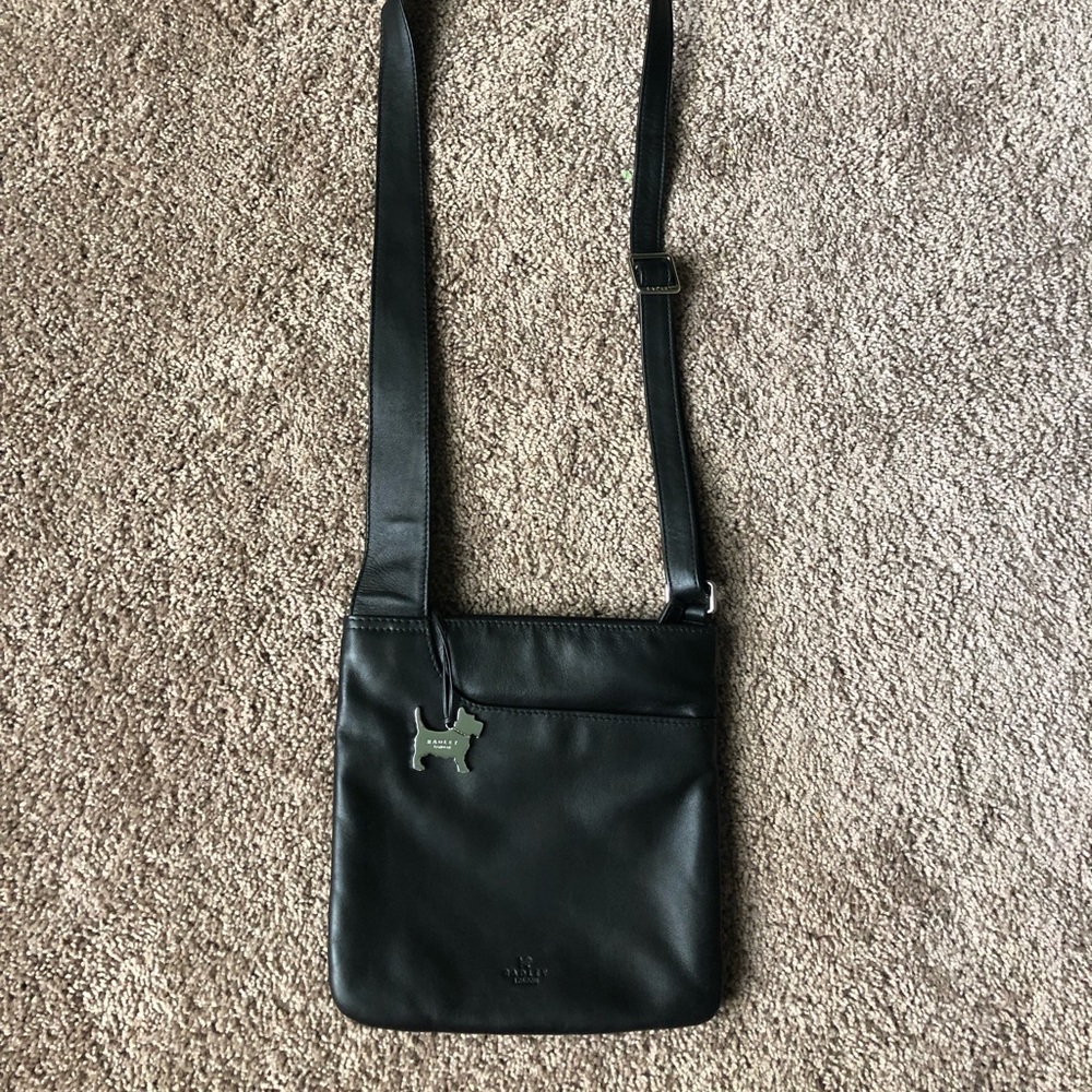 Radley London leather crossbody bag GUC